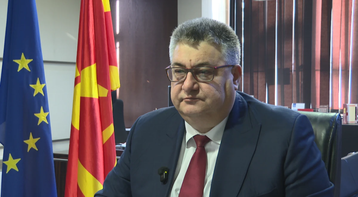 Kamu Y&ouml;netimi Bakanı Min&ccedil;ev: Etnik kimlik artık işe alımda &ouml;ncelik olmayacak