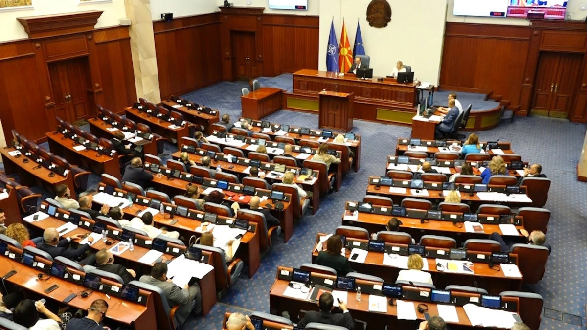 Kuzey Makedonya Meclisi 2026 yılı revize b&uuml;t&ccedil;esini onayladı: 64 oyla kabul edildi