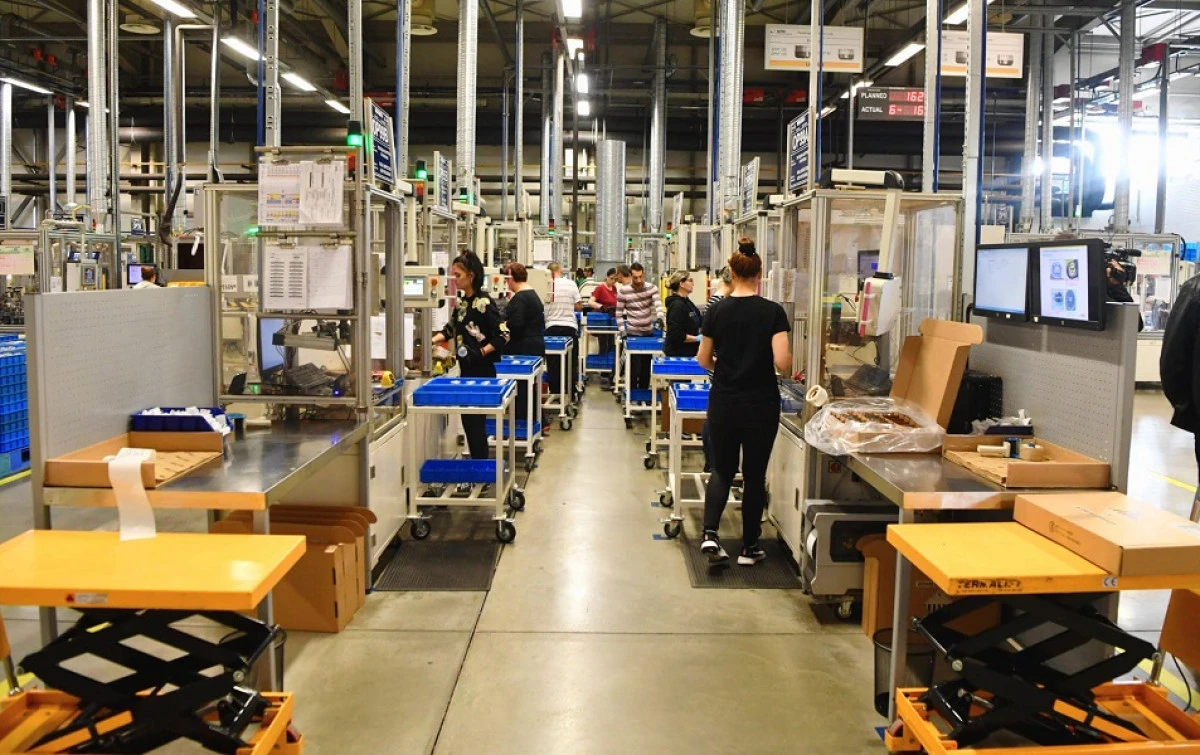 Kuzey Makedonya sanayisi 2025'te istihdam kaybetti: &Ccedil;alışan sayısı %3,5 geriledi