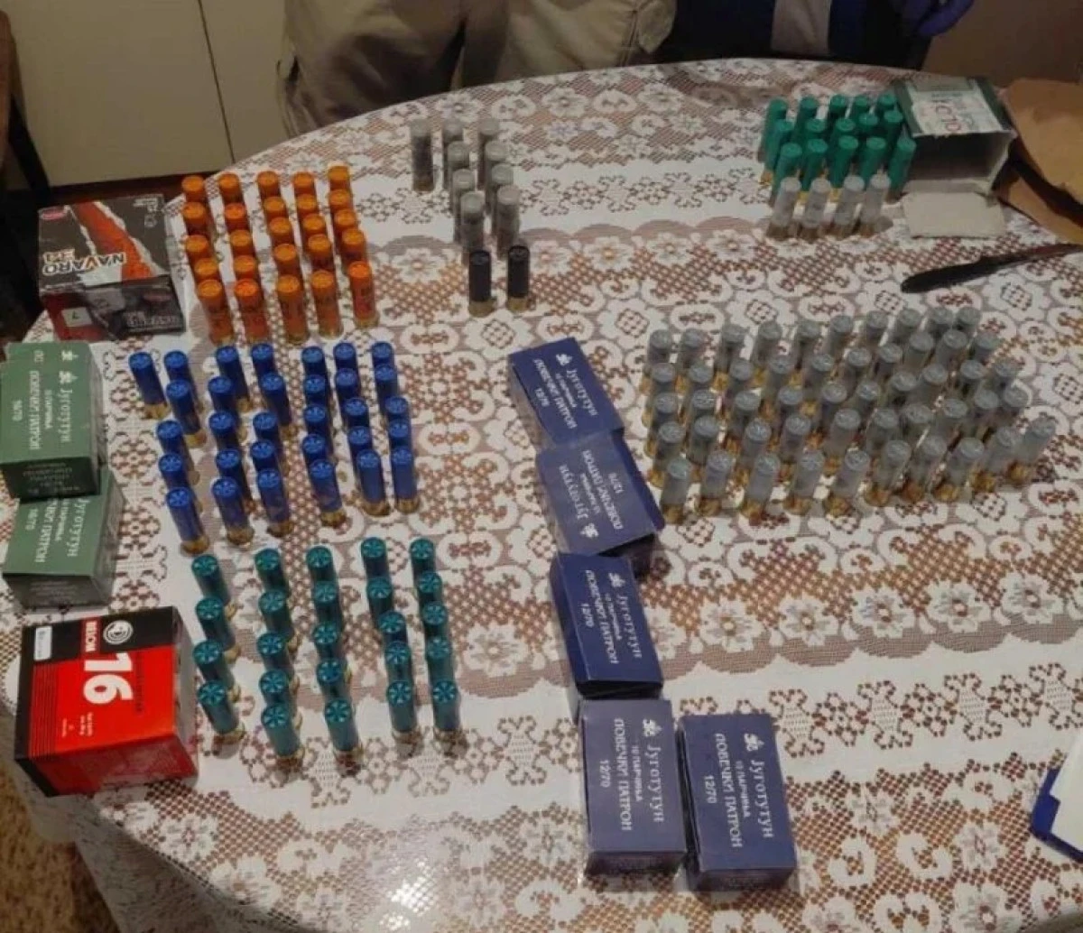 Makedonya&rsquo;da uluslararası silah operasyonu: 27 ateşli silah ele ge&ccedil;irildi