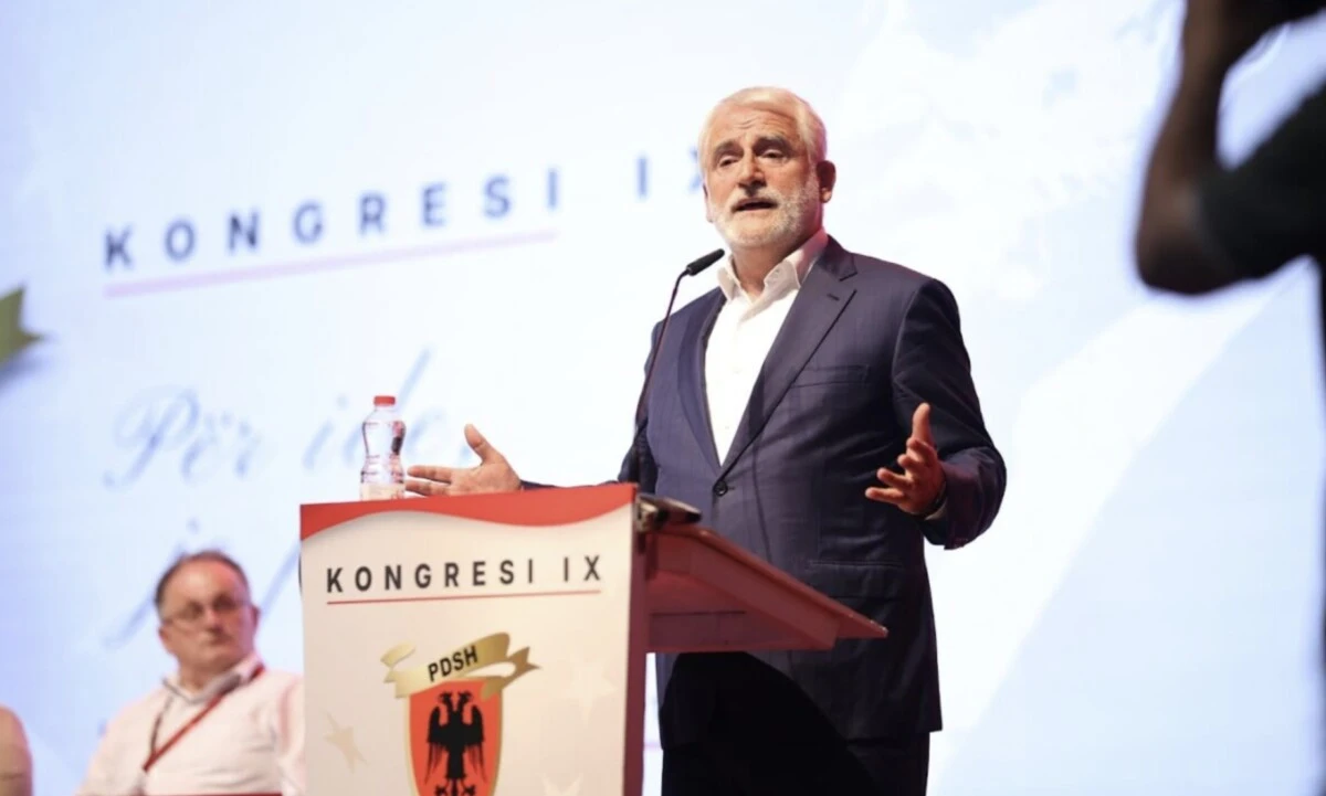 Menduh Ta&ccedil;i, Arnavutların Demokratik Partisi'nin başkanlığına yeniden se&ccedil;ildi