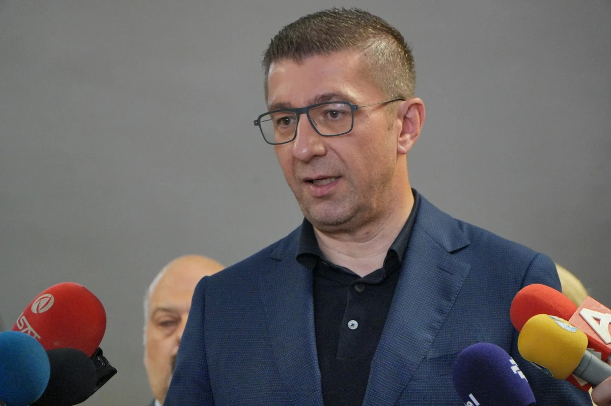 Mickoski: Batı Balkanlar'dan Merz ve Macron'la g&ouml;r&uuml;şen tek isim bendim
