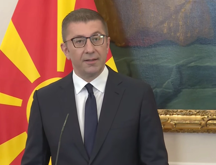 Mickoski: Beklemeyen, harekete ge&ccedil;en bir Avrupa&rsquo;ya ihtiya&ccedil; var