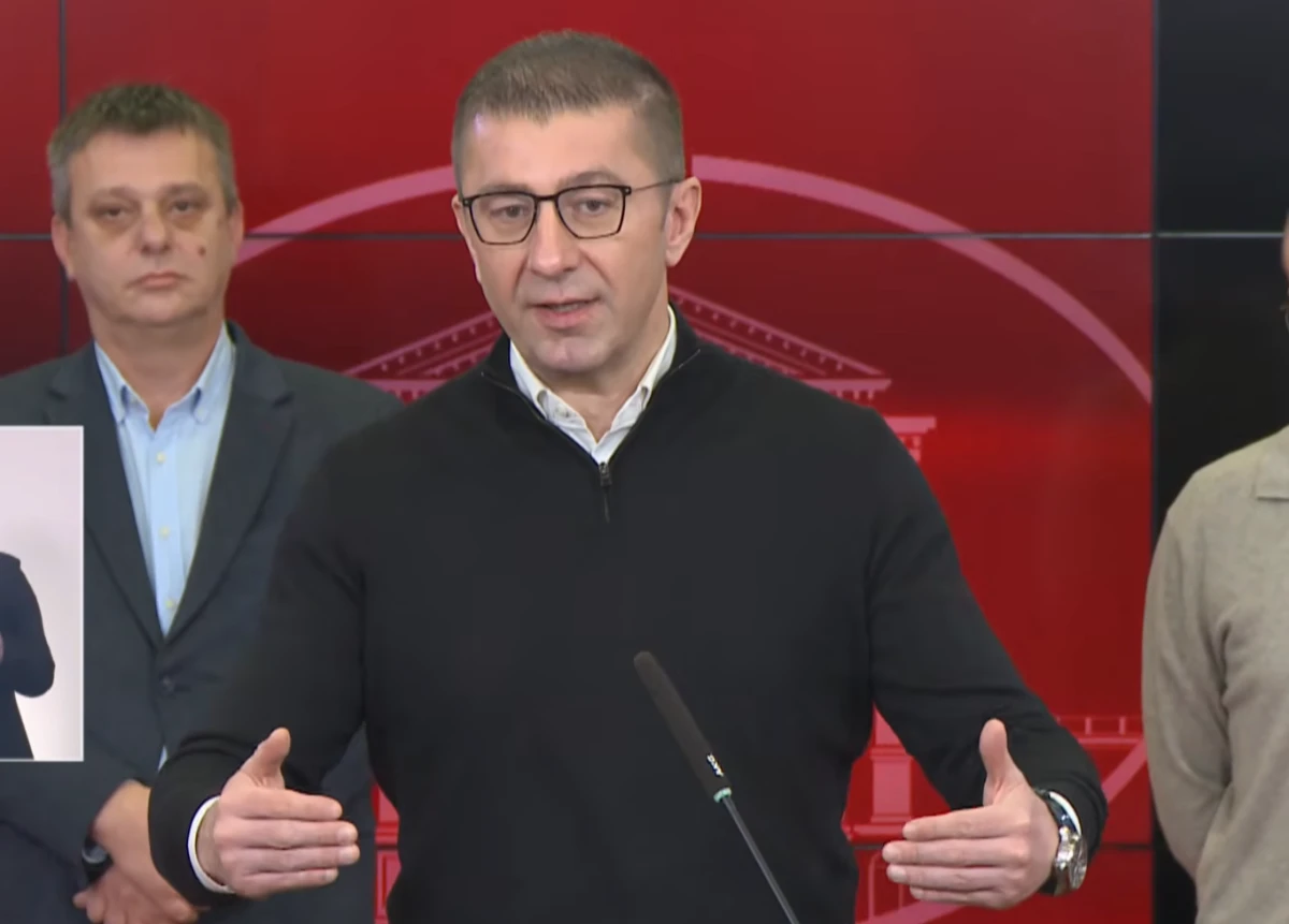 Mickoski: 11 bin &ccedil;alışana y&uuml;zde 40 zam, cesur ve tarihi bir adım attık
