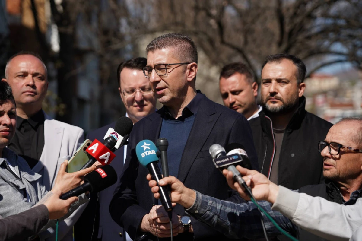 Mickoski duyurdu: Akaryakıta litre başına 2,5 denar indirim geliyor