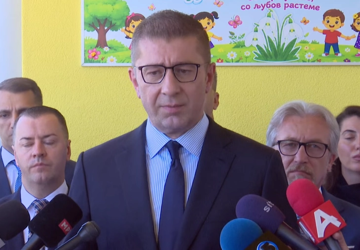 Mickoski: Kabine değişikliği i&ccedil;in anlaşmaya vardık, isimler yarın a&ccedil;ıklanacak