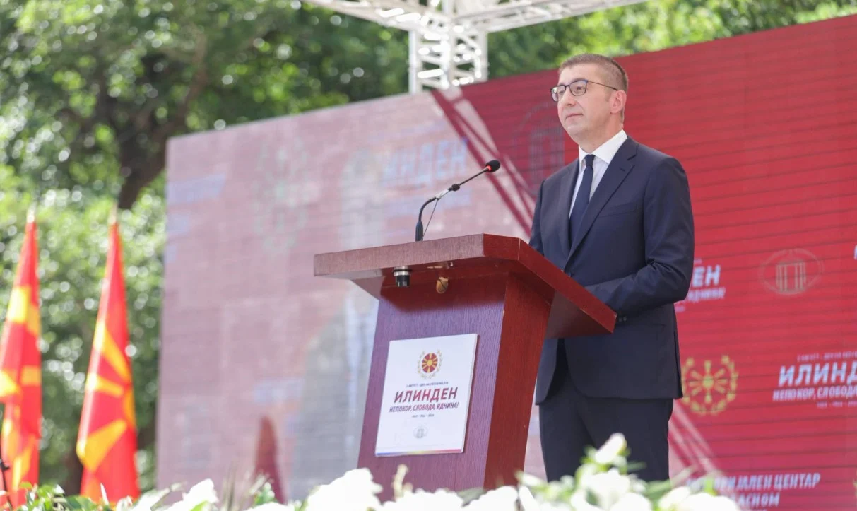 Mickoski: Makedon halkı ve t&uuml;m topluluklar devleti birlikte kurdu