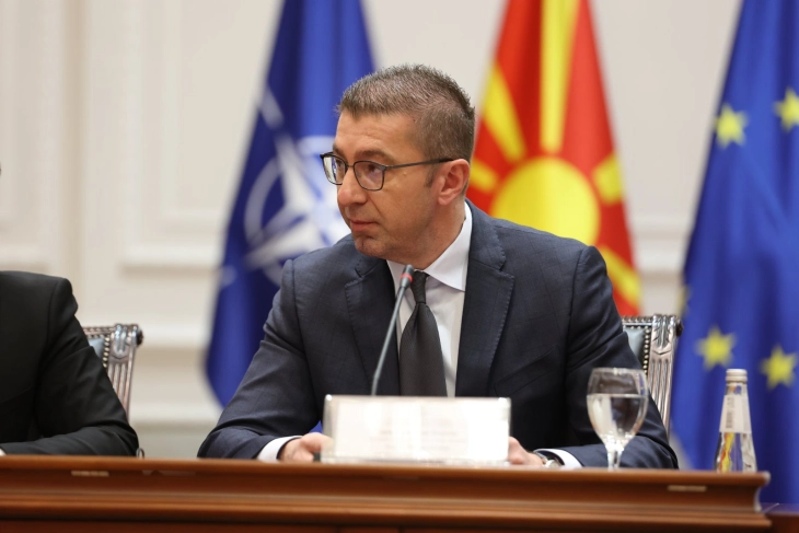 Mickoski&rsquo;den yolsuzluk mesajı: Adalet s&ouml;zle değil, eylemle sağlanır