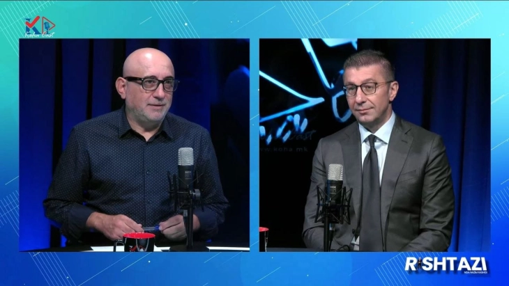 Mickoski'den Gostivar su krizi a&ccedil;ıklaması: Belediyenin sorumluluğu, siyasiler histeri yaymamalı