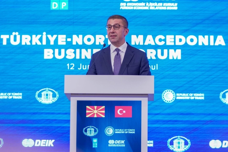 Mickoski&rsquo;den T&uuml;rk yatırımcılara &ccedil;ağrı: Makedonya&rsquo;nın kalkınma hik&acirc;yesine katılın