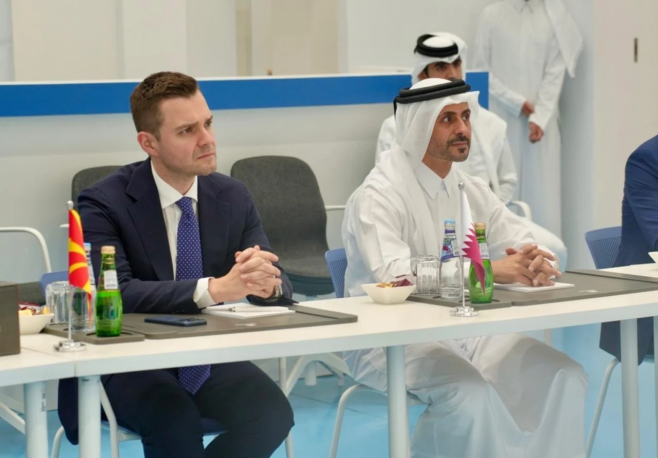 Mucunski Katar'da: Qatar Airways ile &Uuml;sk&uuml;p-Doha hattı masada