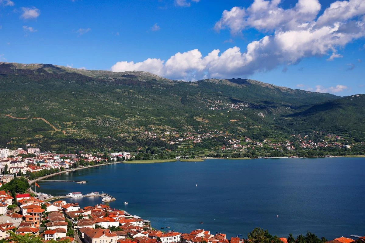 Ohri Belediyesi plajlardan 700 bin avro kazanıyor