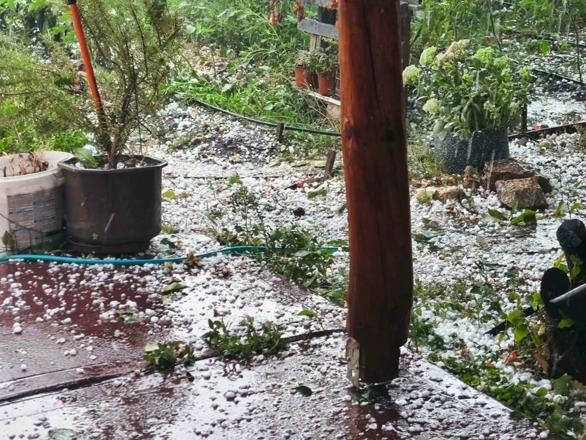 Pirlepe ve Dolneni'de fırtına ve dolu felaketi