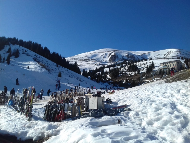 Popova Şapka&rsquo;da -6 derece, kar 97 santimetreye ulaştı