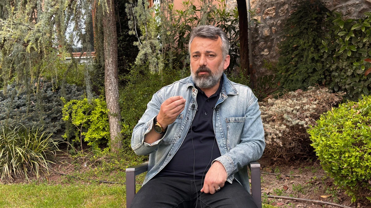 Prof. Dr. G&uuml;ven Arıklı &Uuml;sk&uuml;p&rsquo;te konuştu: KKTC m&uuml;cadelesi soydaşlarla b&uuml;y&uuml;yecek