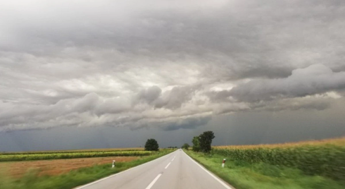 R&uuml;zgar ve yağış uyarısı: Akşam saatlerine dikkat