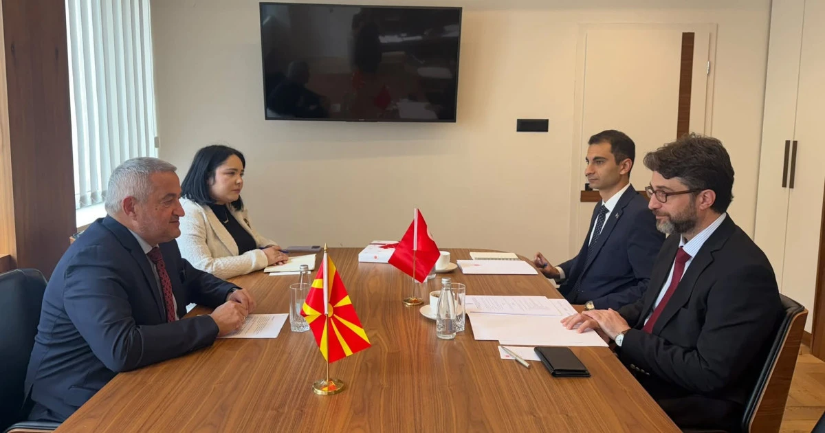 Sağlık Bakanı Klekovski, T&uuml;rkiye'nin yeni B&uuml;y&uuml;kel&ccedil;isi Aktaş ile g&ouml;r&uuml;şt&uuml;