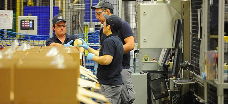 Sanayide istihdam geriledi: Şubat ayında d&uuml;ş&uuml;ş dikkat &ccedil;ekti