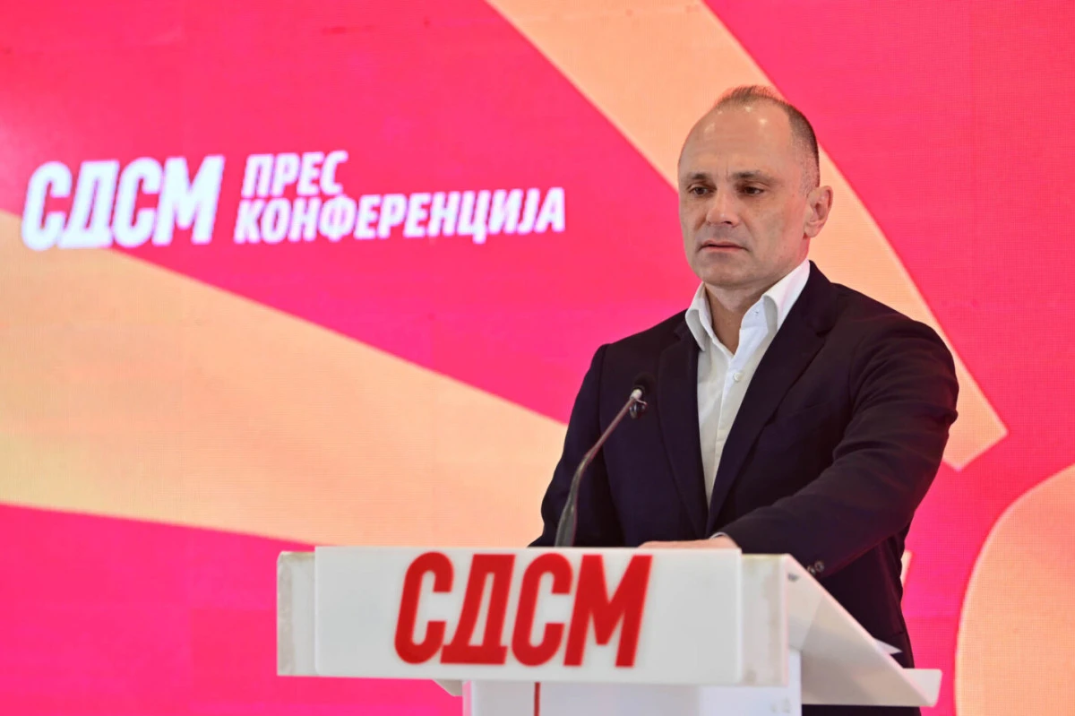 SDSM Lideri Filip&ccedil;e'den Mickoski'ye su&ccedil;lama: Bir yandan masallar, diğer yandan hakaretler