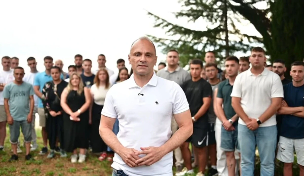SDSM Lideri Venko Filip&ccedil;e'den gen&ccedil;lere &ccedil;ağrı: Kalmak i&ccedil;in savaşın