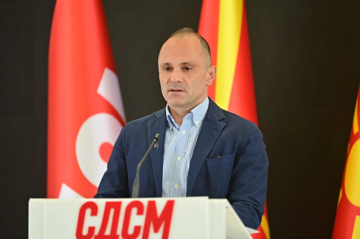SDSM, Mucunski'yi AB g&ouml;r&uuml;şmelerini gizli y&uuml;r&uuml;tmekle su&ccedil;ladı