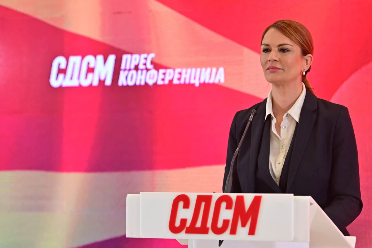 SDSM'den k&uuml;lt&uuml;r &ccedil;alışanlarına destek: Mickoski &ouml;z&uuml;r dilemeli, Lyutkov ikiy&uuml;zl&uuml; davranıyor