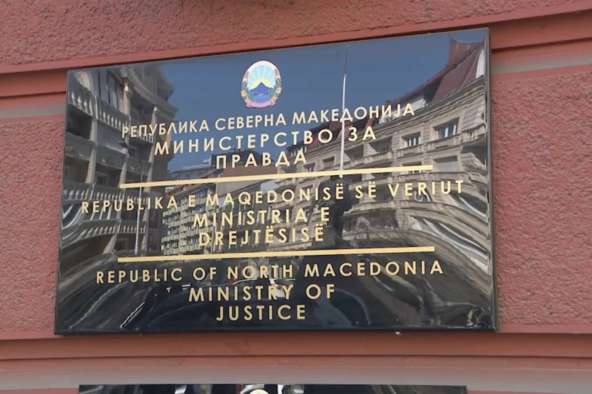 Se&ccedil;im Reformu &Ccedil;alışma Grubu'nun ilk toplantısı Arnavut&ccedil;a terc&uuml;me krizi nedeniyle yapılamadı