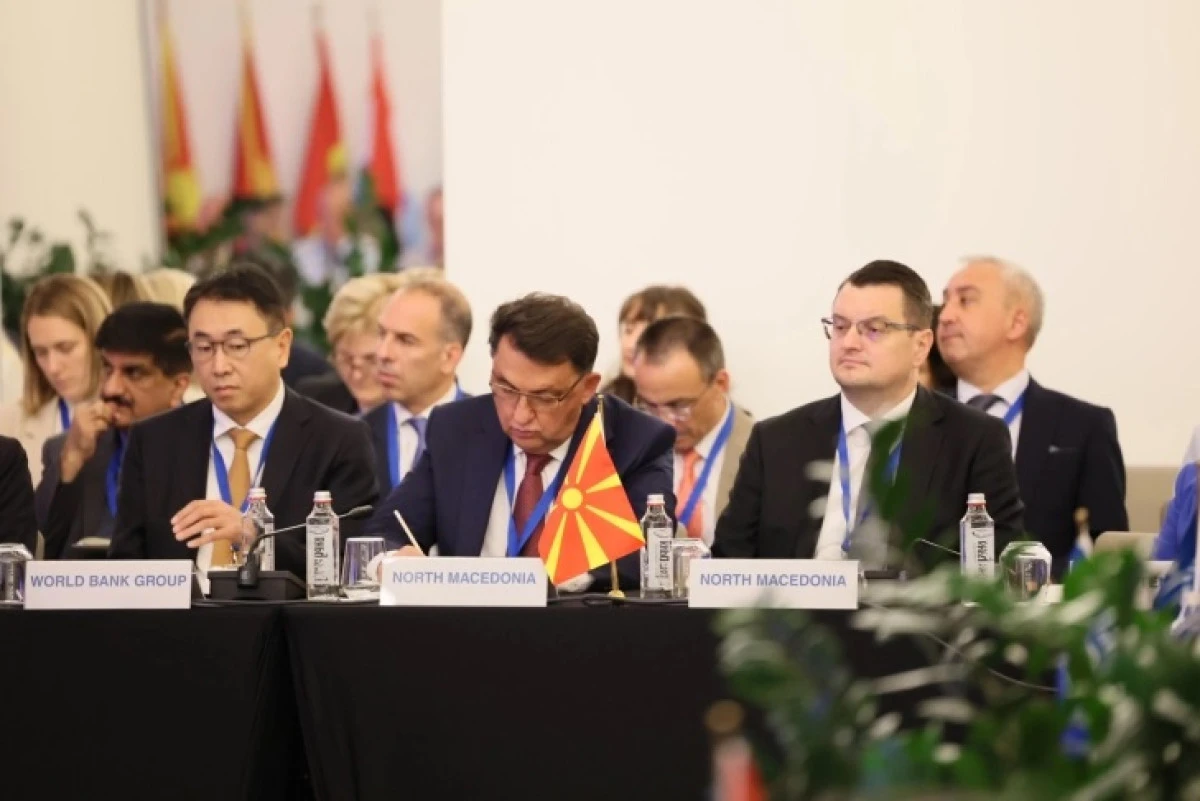 Slaveski, Varna'da IMF ve D&uuml;nya Bankası yetkilileriyle g&ouml;r&uuml;şt&uuml;