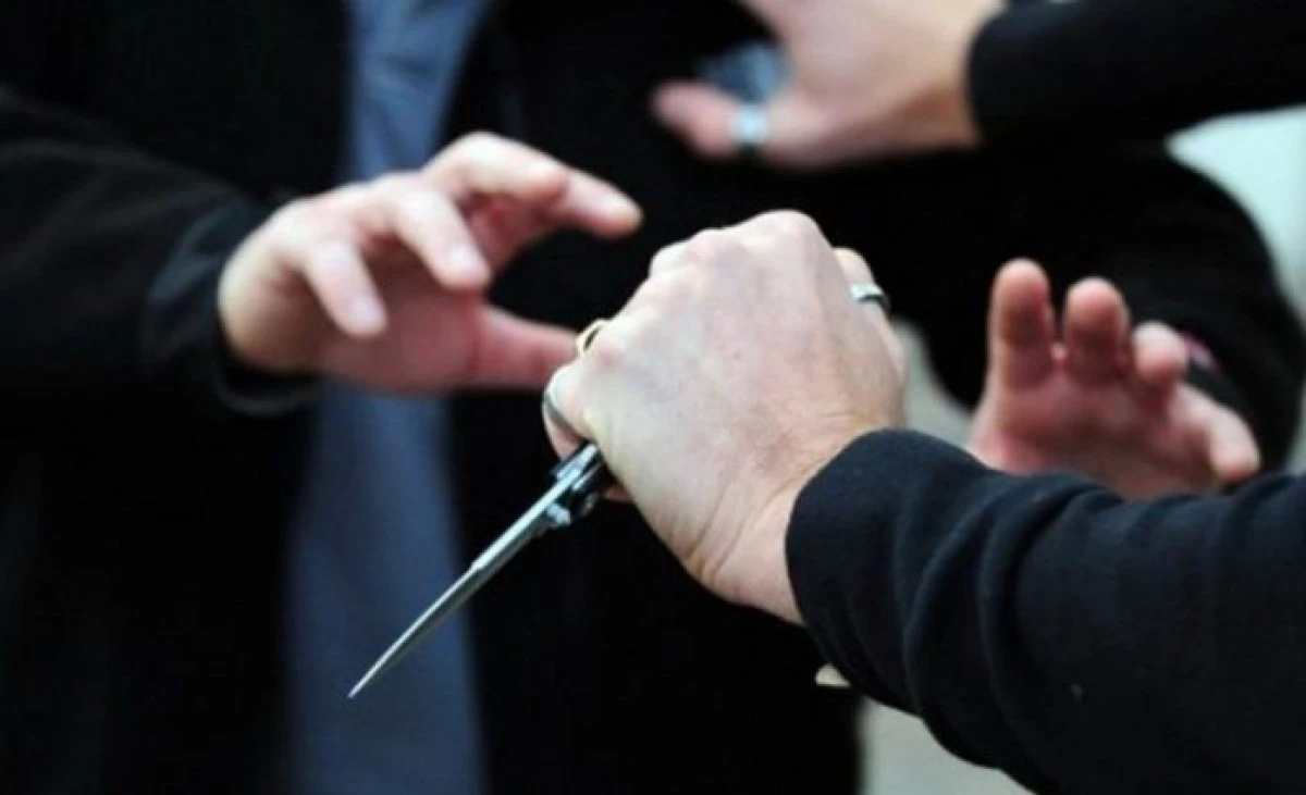 &Uuml;sk&uuml;p'te altı reşit olmayan kişi g&ouml;zaltına alındı: Soygun ve soygun girişimi ş&uuml;phesi