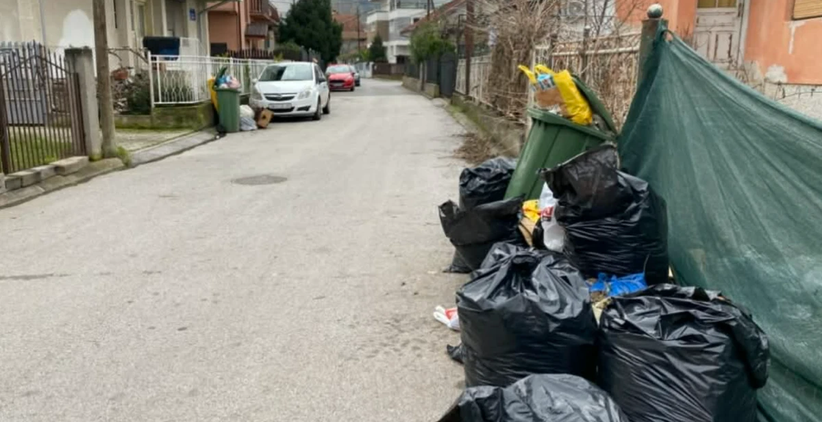 Üsküp’te çöp krizi: Mahallelerde konteynerler 10 gündür dolu