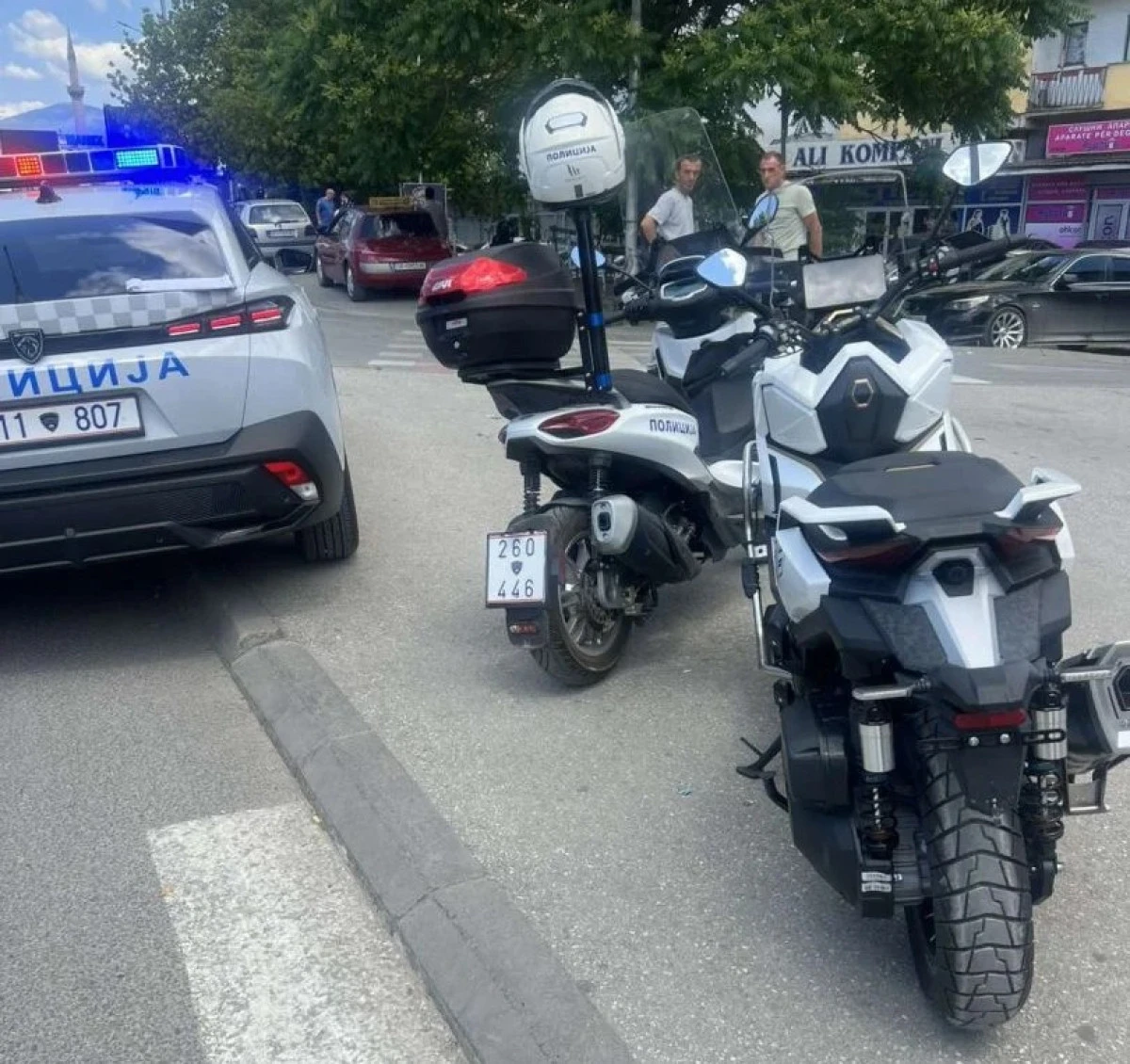 &Uuml;sk&uuml;p&rsquo;te sekiz saatte 116 motosiklet s&uuml;r&uuml;c&uuml;s&uuml;ne ceza