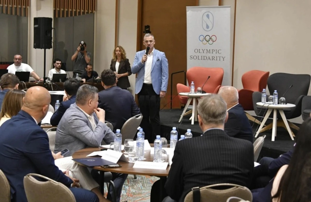 &Uuml;sk&uuml;p&rsquo;te spor diplomasisi zirvesi: B&ouml;lgesel merkez kurulacak
