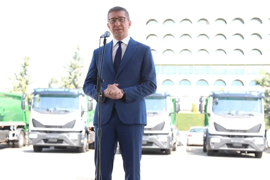 &Uuml;sk&uuml;p&rsquo;te temizlik filosu yenileniyor: 49 yeni ara&ccedil; hizmette