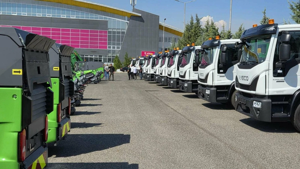 &Uuml;sk&uuml;p&rsquo;te temizlik i&ccedil;in yeni ara&ccedil;lar geldi, ancak hen&uuml;z hizmete başlamadı