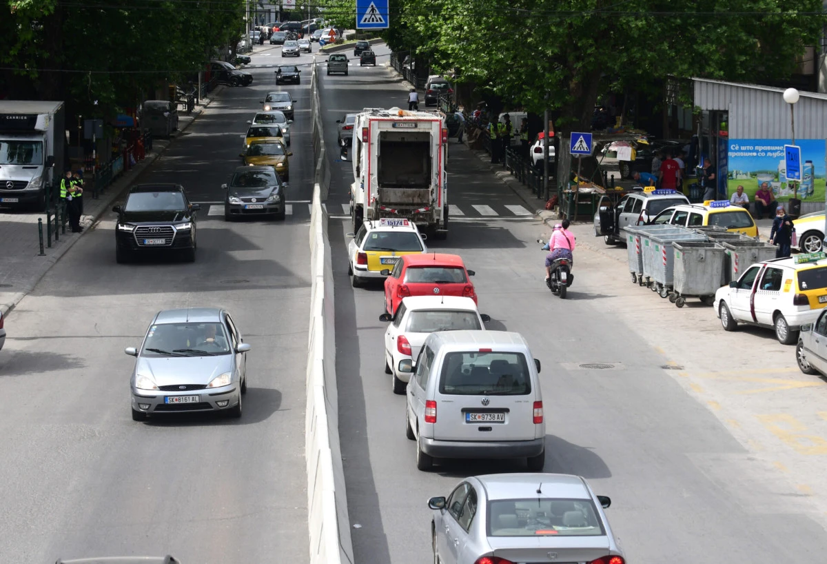 &Ccedil;ayır'da trafik felcini &ccedil;&ouml;zecek proje: 'Cvetan Dimov' bulvarı 6 şeride &ccedil;ıkıyor