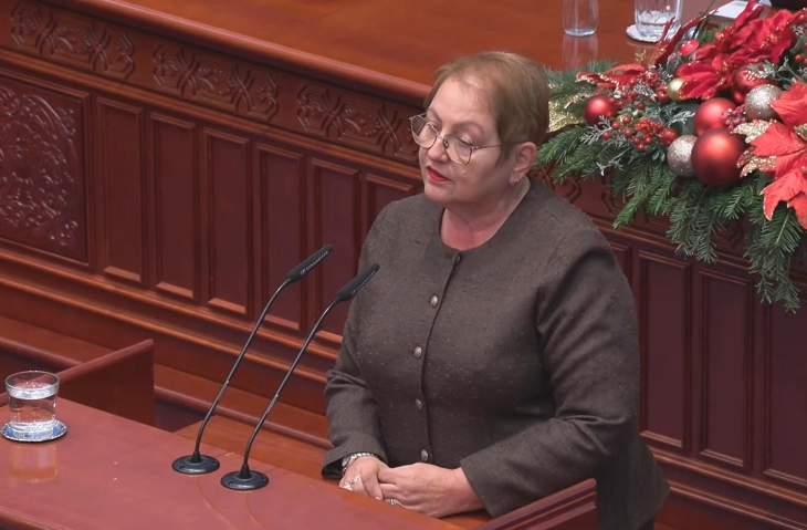 Yanevska: &Ouml;ğretmen maaşlarına d&ouml;rt yılda en az y&uuml;zde 60 zam yapılacak