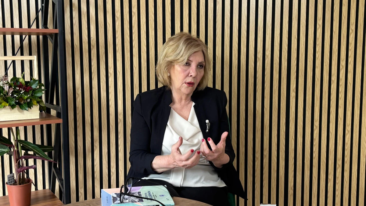 Zerrin Abaz: Bir toplumu yok etmek istiyorsan &ouml;nce eğitimini mahvedersin