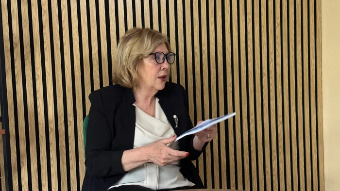 Zerrin Abaz: Bir toplumu yok etmek istiyorsan &ouml;nce eğitimini mahvedersin